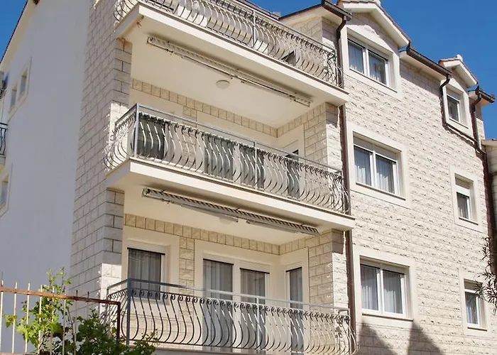 Apartments Brane